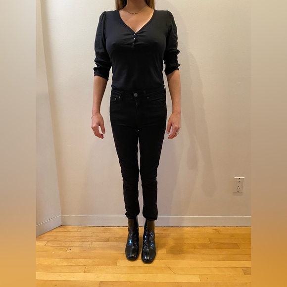 Cute Black Top - Picture 4 of 6